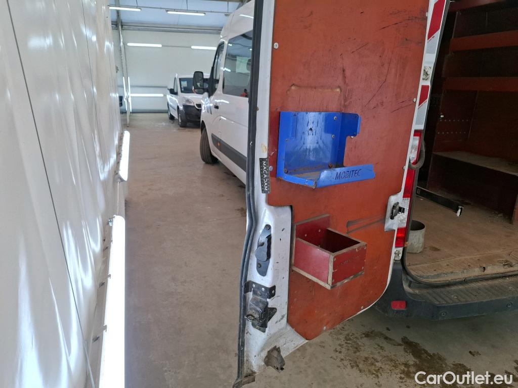  Renault  Master  Fourgon L3H2 3 5 Grand Confort dCi 135CV BVM6 7 Sieges E6dT #46