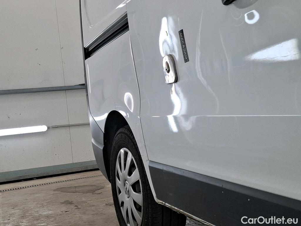  Renault  Trafic  Fourgon L1H1 1000 Confort 1.6 dCi 95CV BVM6 E6dT #32