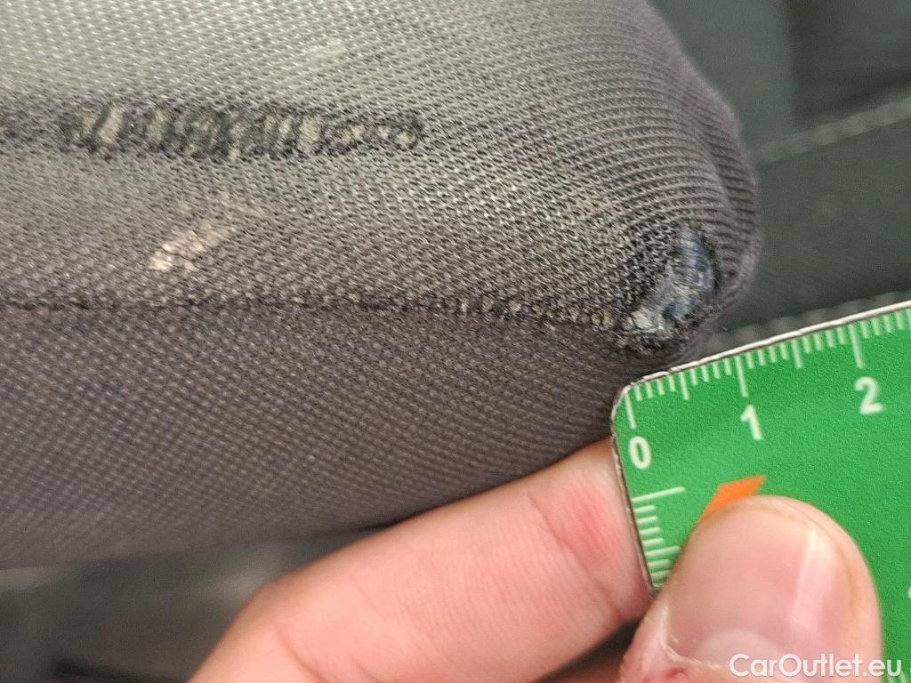  Renault  Trafic RENAULT  / 2019 / 4P / Fourgon tole NV FG GCF L1H1 1200 dCi 120 S&S #5