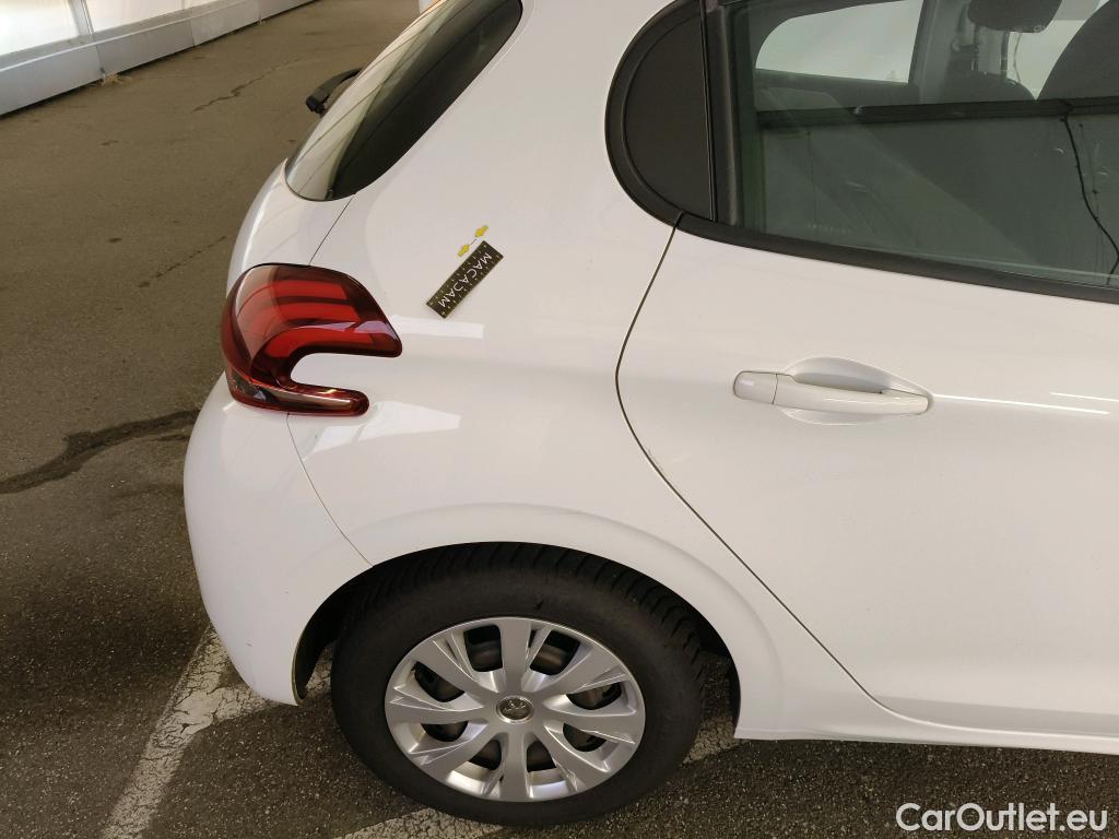  Peugeot  208  Affaire Premium Pack 1.6 HDi 75CV BVM5 E6 #51