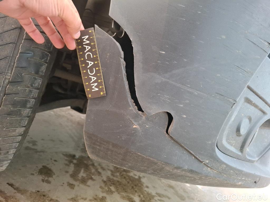  Renault  Master  Fourgon L3H2 3 5 Grand Confort dCi 135CV BVM6 7 Sieges E6dT #21