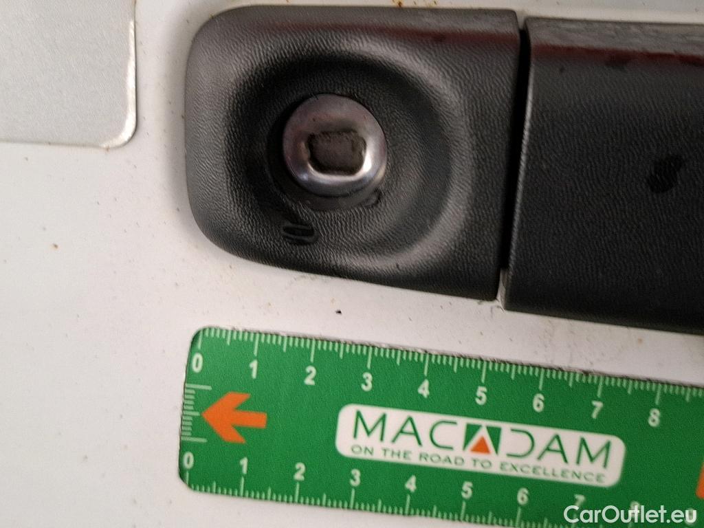  Renault  Master  III Fourgon L2H2 3 5 Grand Confort dCi 130CV BVM6 E6 #16