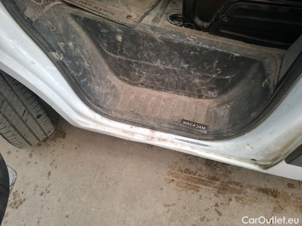  Renault  Master  Fourgon L3H2 3 5 Grand Confort dCi 135CV BVM6 7 Sieges E6dT #41