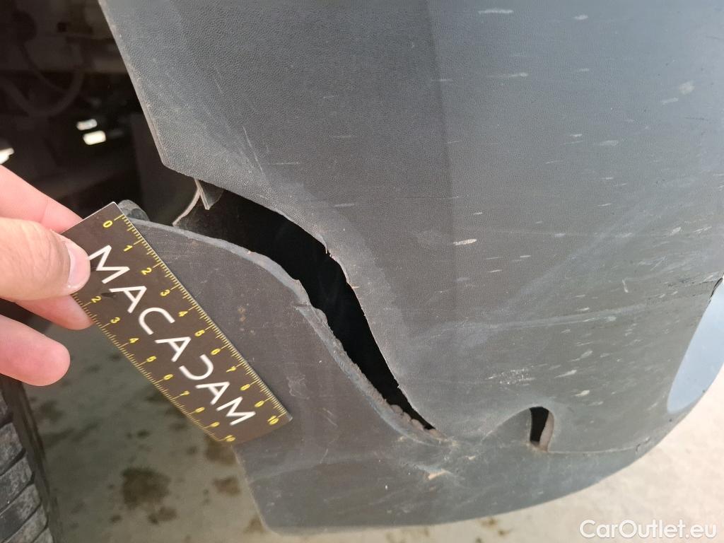  Renault  Master  Fourgon L3H2 3 5 Grand Confort dCi 135CV BVM6 7 Sieges E6dT #20