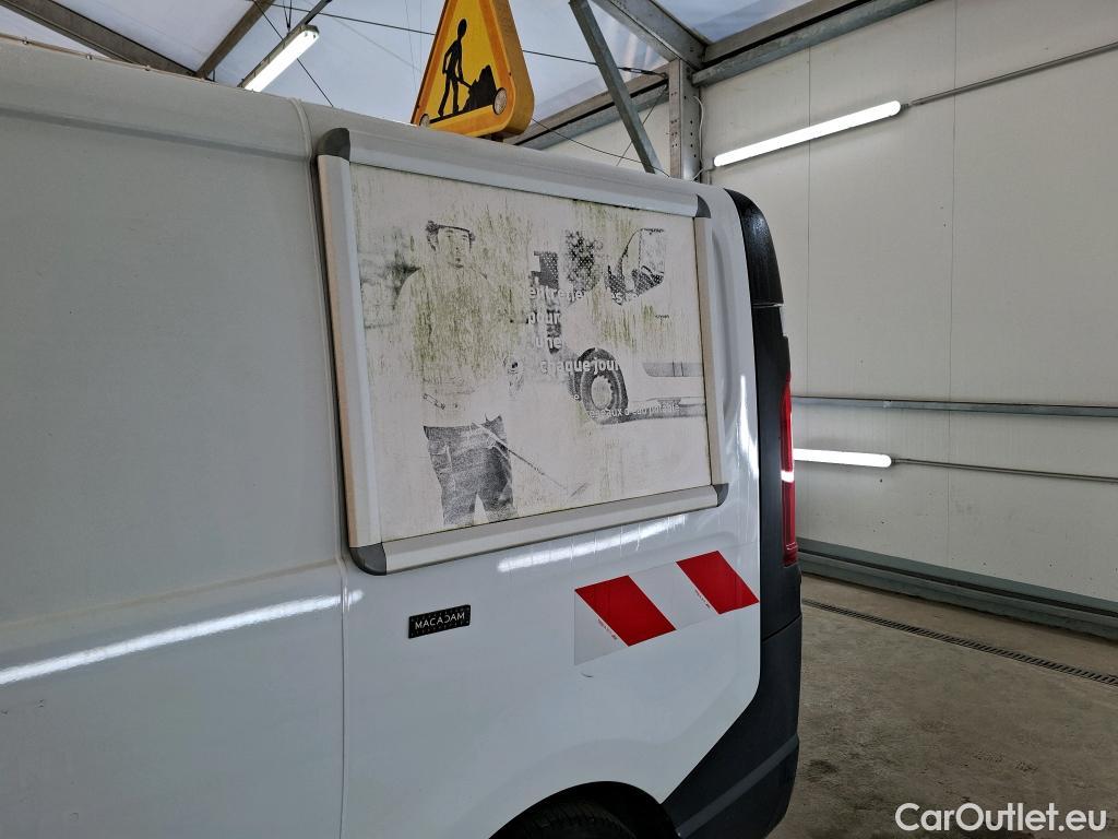  Renault  Trafic  Furgon Grand Confort L1H1 1200 1.6 dCi 125CV BVM6 E6 #1