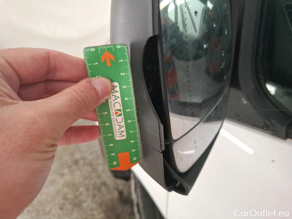  Renault  Trafic RENAULT  / 2019 / 4P / Fourgon tole NV FG GCF L1H1 1200 dCi 120 S&S #12