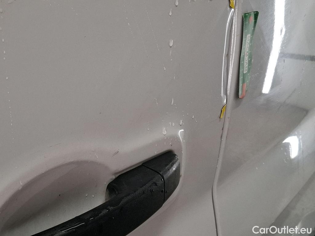  Renault  Trafic RENAULT  / 2019 / 4P / Fourgon tole NV FG GCF L1H1 1200 dCi 120 S&S #7