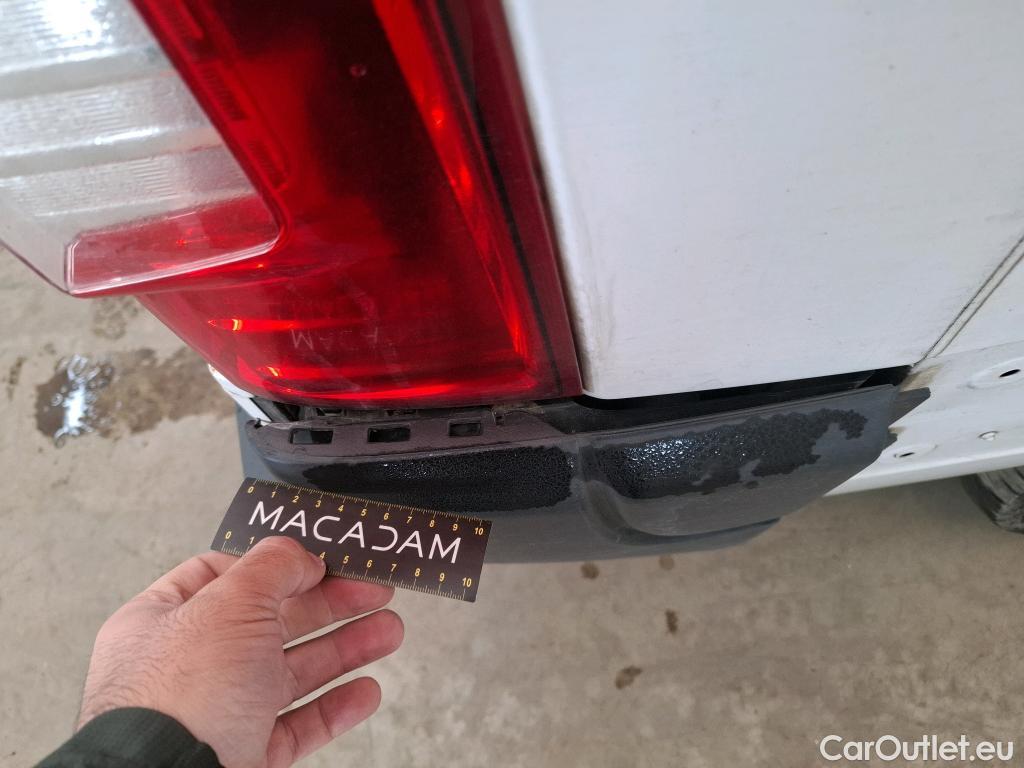  Renault  Master  Fourgon L3H2 3 5 Grand Confort dCi 135CV BVM6 7 Sieges E6dT #23