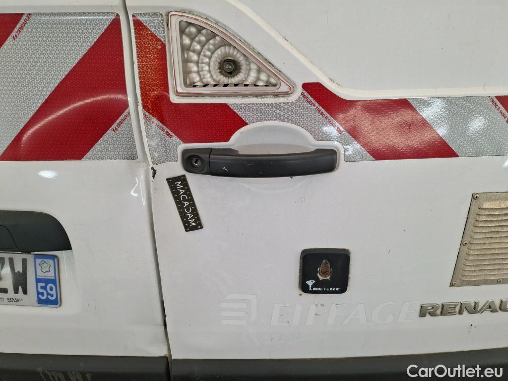  Renault  Master  Fourgon L3H2 3 5 Grand Confort dCi 135CV BVM6 7 Sieges E6dT #27