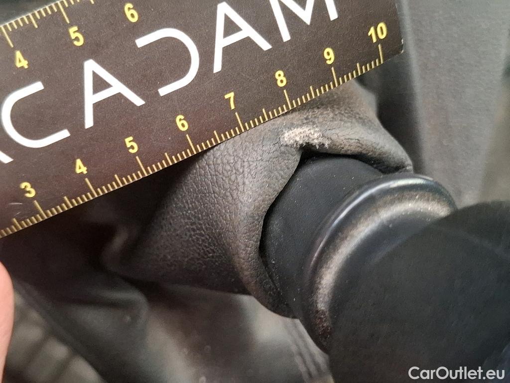  Renault  Master  Fourgon L3H2 3 5 Grand Confort dCi 135CV BVM6 7 Sieges E6dT #57