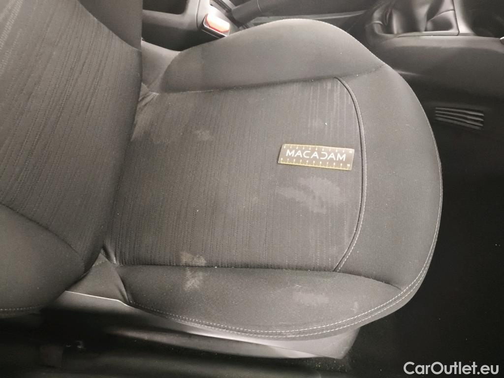  Peugeot  208  Affaire Premium Pack 1.6 HDi 75CV BVM5 E6 #33