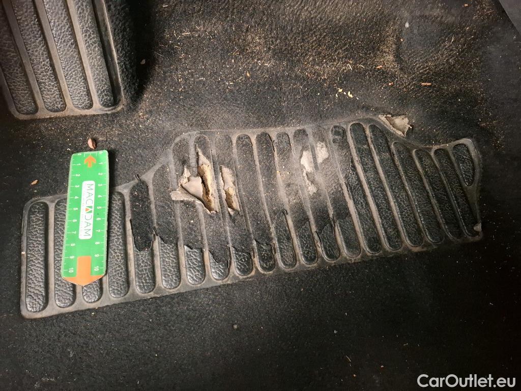  Renault  Clio  IV Air 1.5 dCi 75CV BVM5 E6 #4