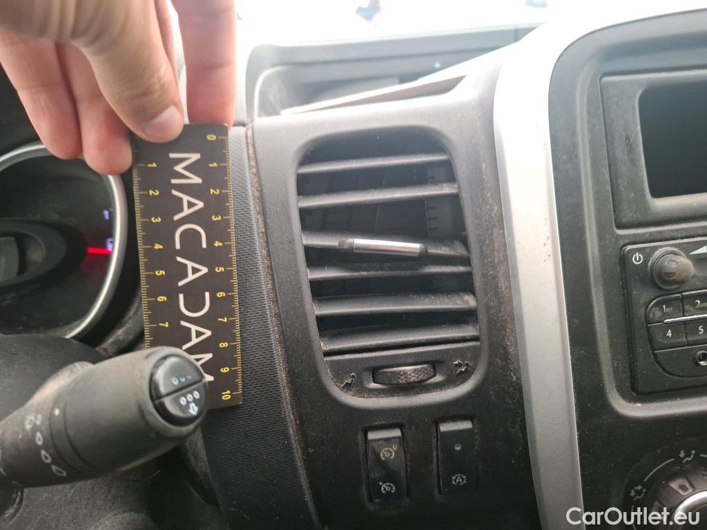  Renault  Trafic  Fourgon L1H1 1000 Confort 1.6 dCi 95CV BVM6 E6dT #40