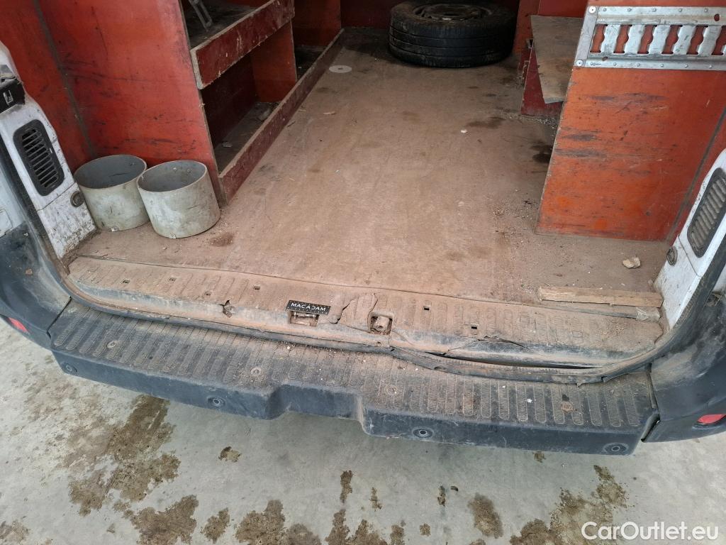  Renault  Master  Fourgon L3H2 3 5 Grand Confort dCi 135CV BVM6 7 Sieges E6dT #58