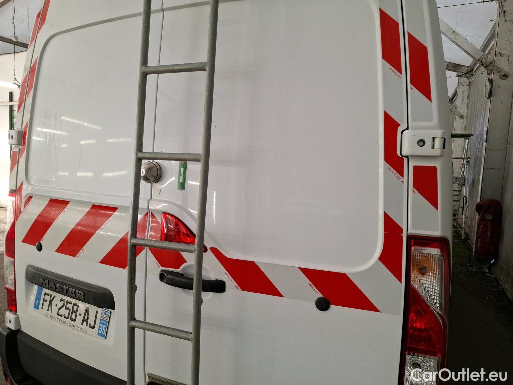  Renault  Master  III Fourgon L2H2 3 5 Grand Confort dCi 130CV BVM6 E6 #12