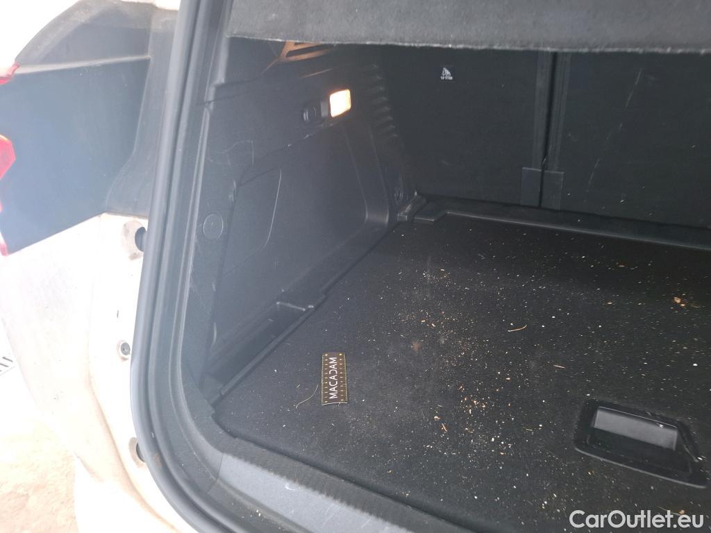  Citroen  C5 CITROEN  Aircross / 2022 / 5P / SUV PureTech 130 S&S EAT8 Feel #26