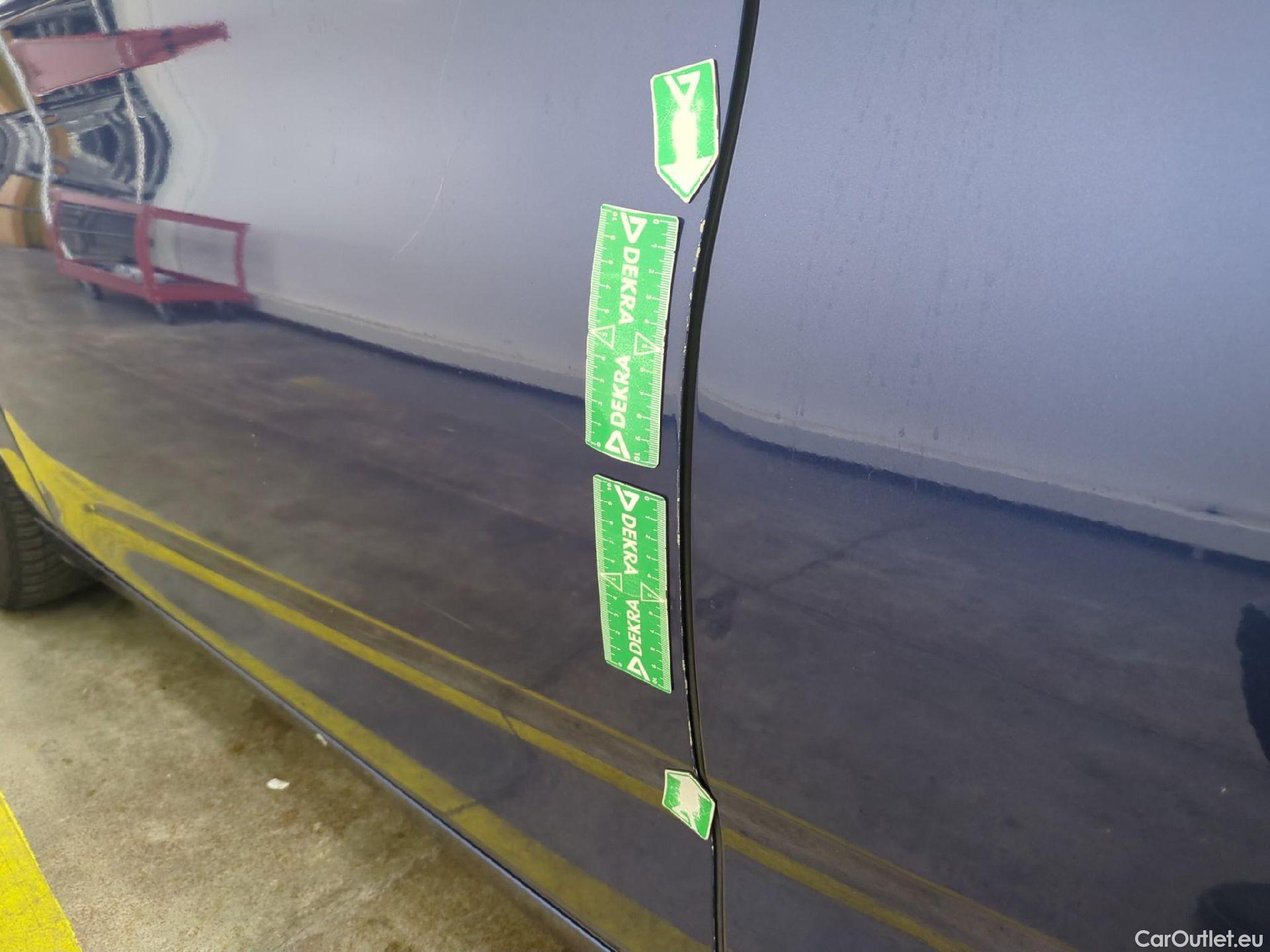  Bmw  Serie 2 BMW  Gran Tourer / 2018 / 5P / monospace 218d Business Design Auto #50