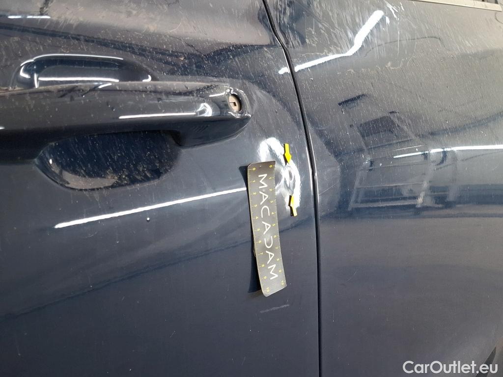  Ford  Focus FORD  / 2018 / 5P / Berline 5P - 1.0 EcoBoost 125 S&S auto Titanium #4