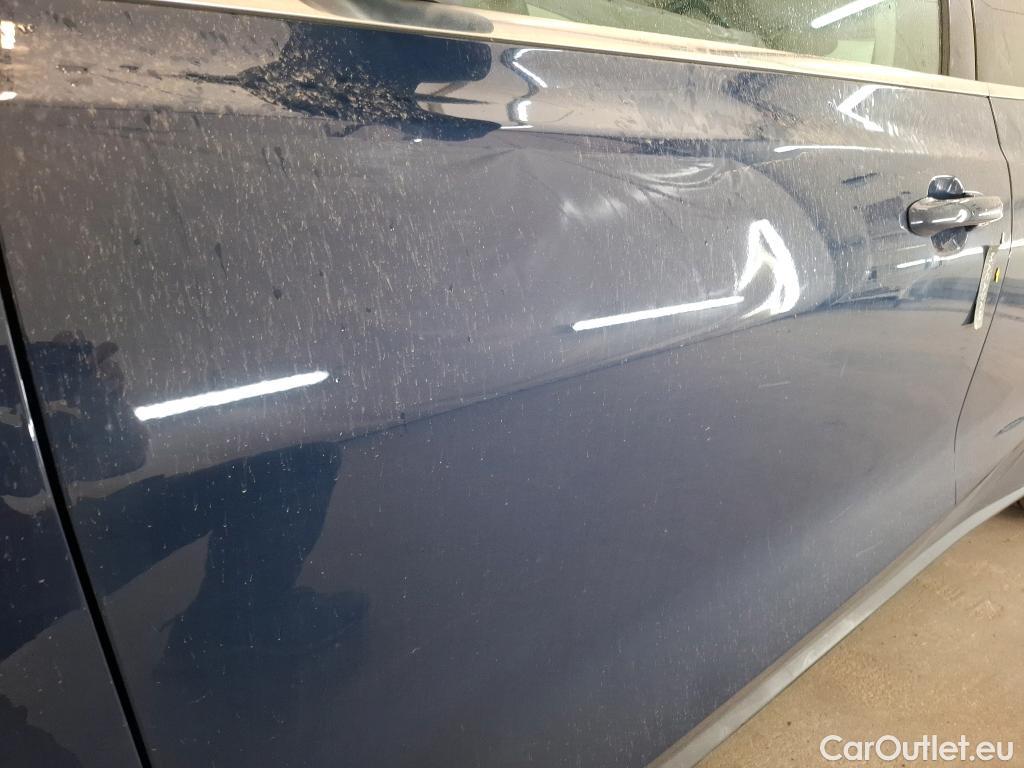  Ford  Focus FORD  / 2018 / 5P / Berline 5P - 1.0 EcoBoost 125 S&S auto Titanium #3