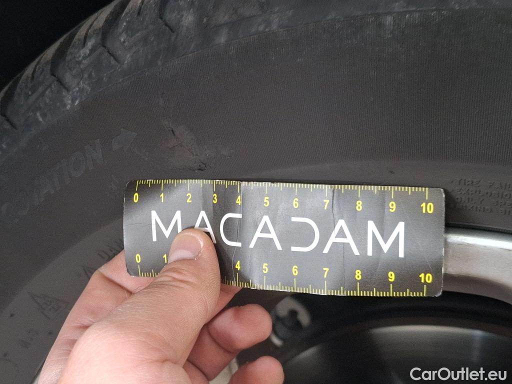  Citroen  C4 Cactus  Feel Business 1.2 PureTech 110CV BVM6 E6dT #14