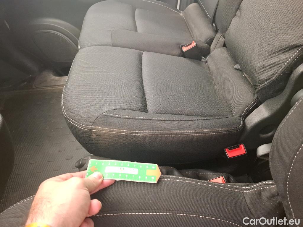  Renault  Trafic RENAULT  / 2019 / 4P / Fourgon tole NV FG GCF L1H1 1200 dCi 120 #31