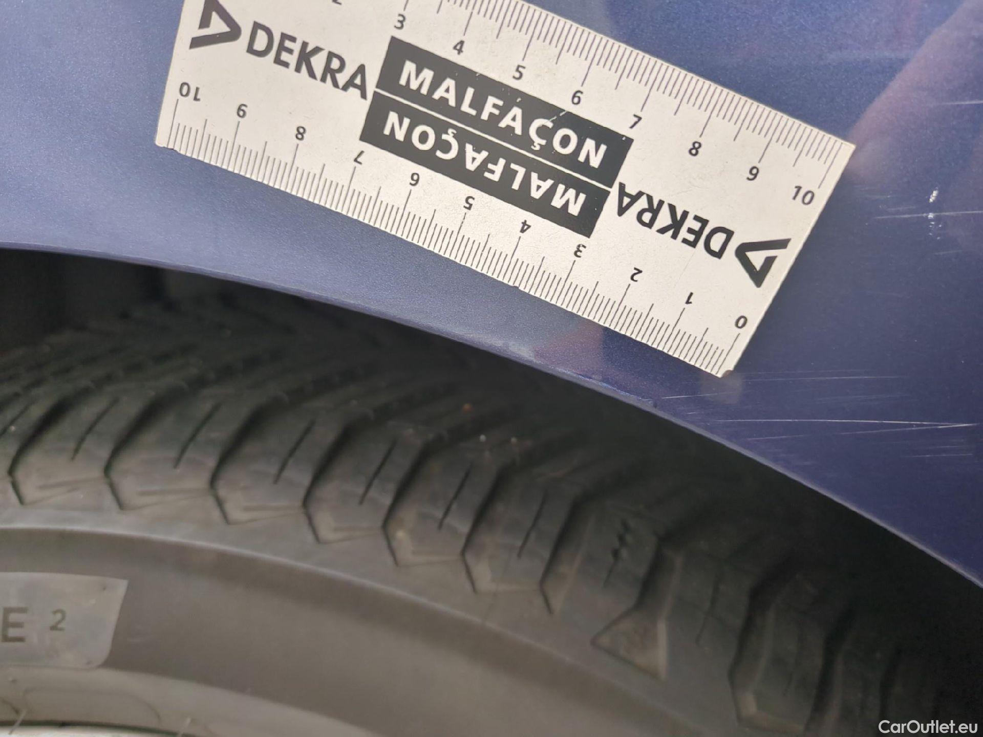  Bmw  Serie 2 BMW  Gran Tourer / 2018 / 5P / monospace 218d Business Design Auto #63