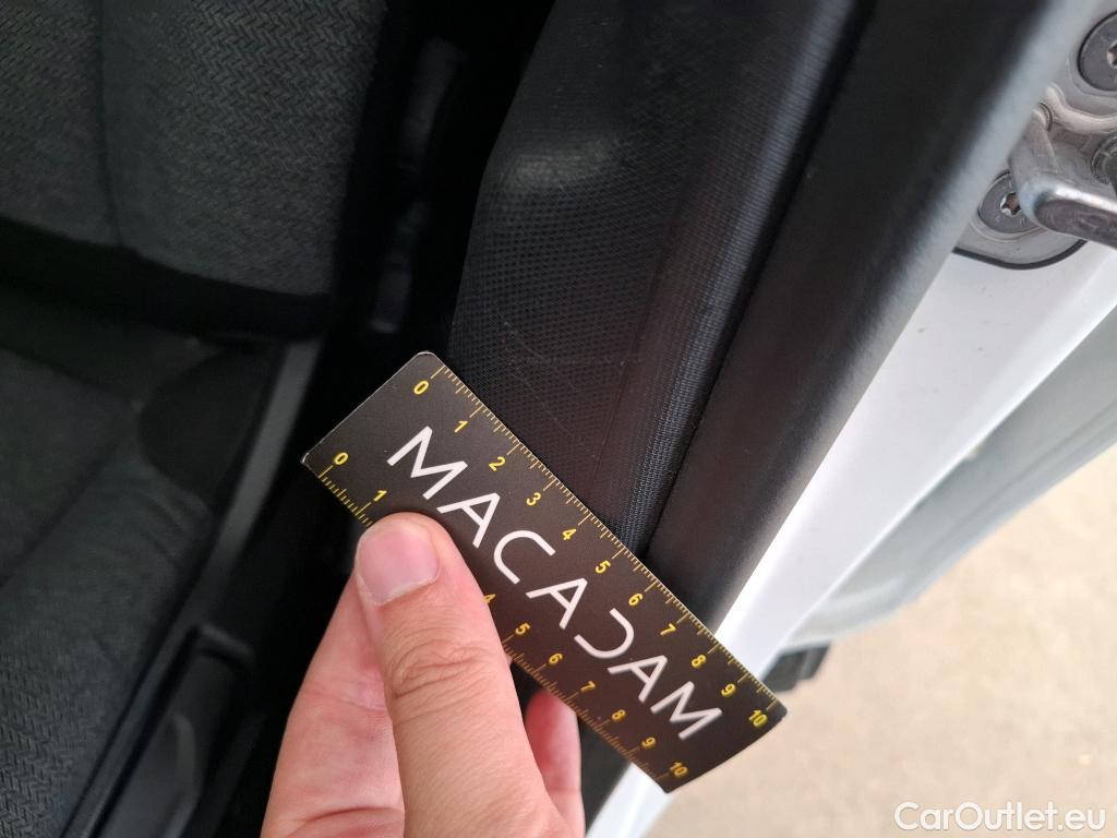  Citroen  C4  Berline Live Pack Business 1.5 BlueHDI 110CV BVM6 E6d #9