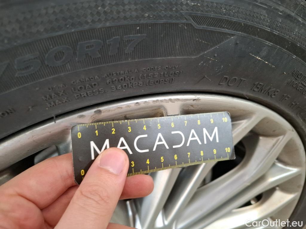  Ford  Focus FORD  / 2018 / 5P / Berline 5P - 1.0 EcoBoost 125 S&S auto Titanium #10