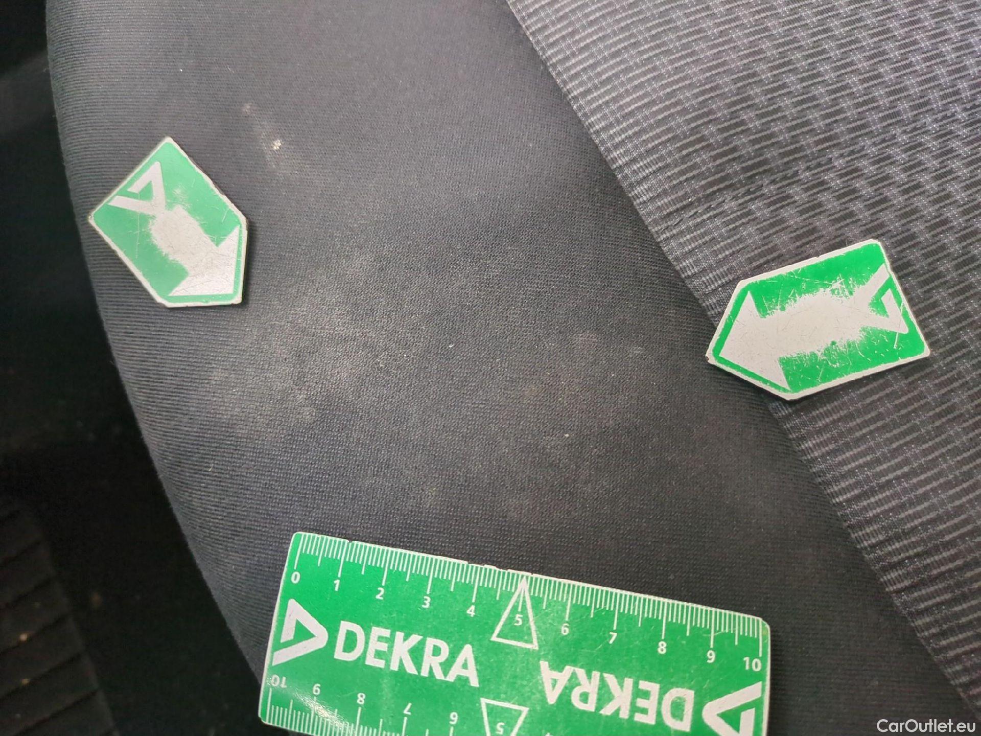  Bmw  Serie 2 BMW  Gran Tourer / 2018 / 5P / monospace 218d Business Design Auto #8