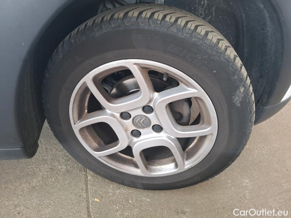  Citroen  C4 Cactus  Feel Business 1.2 PureTech 110CV BVM6 E6dT #13