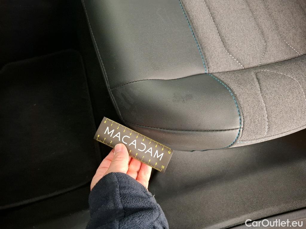  Citroen  C4  Berline Feel Pack 1.2 PureTech 130CV BVA8 E6d #8