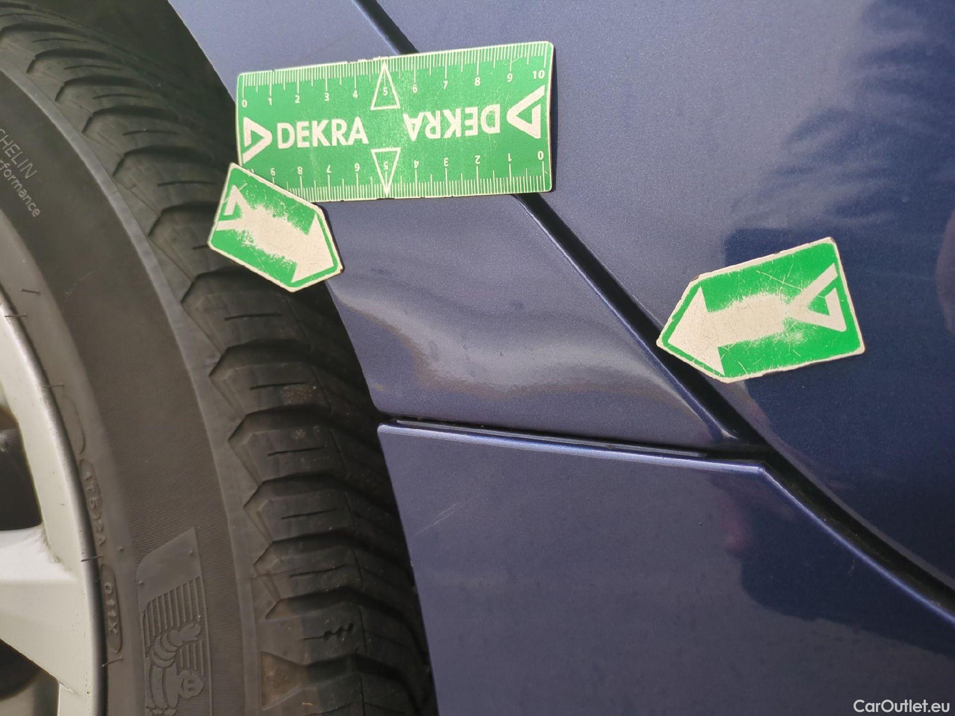  Bmw  Serie 2 BMW  Gran Tourer / 2018 / 5P / monospace 218d Business Design Auto #62