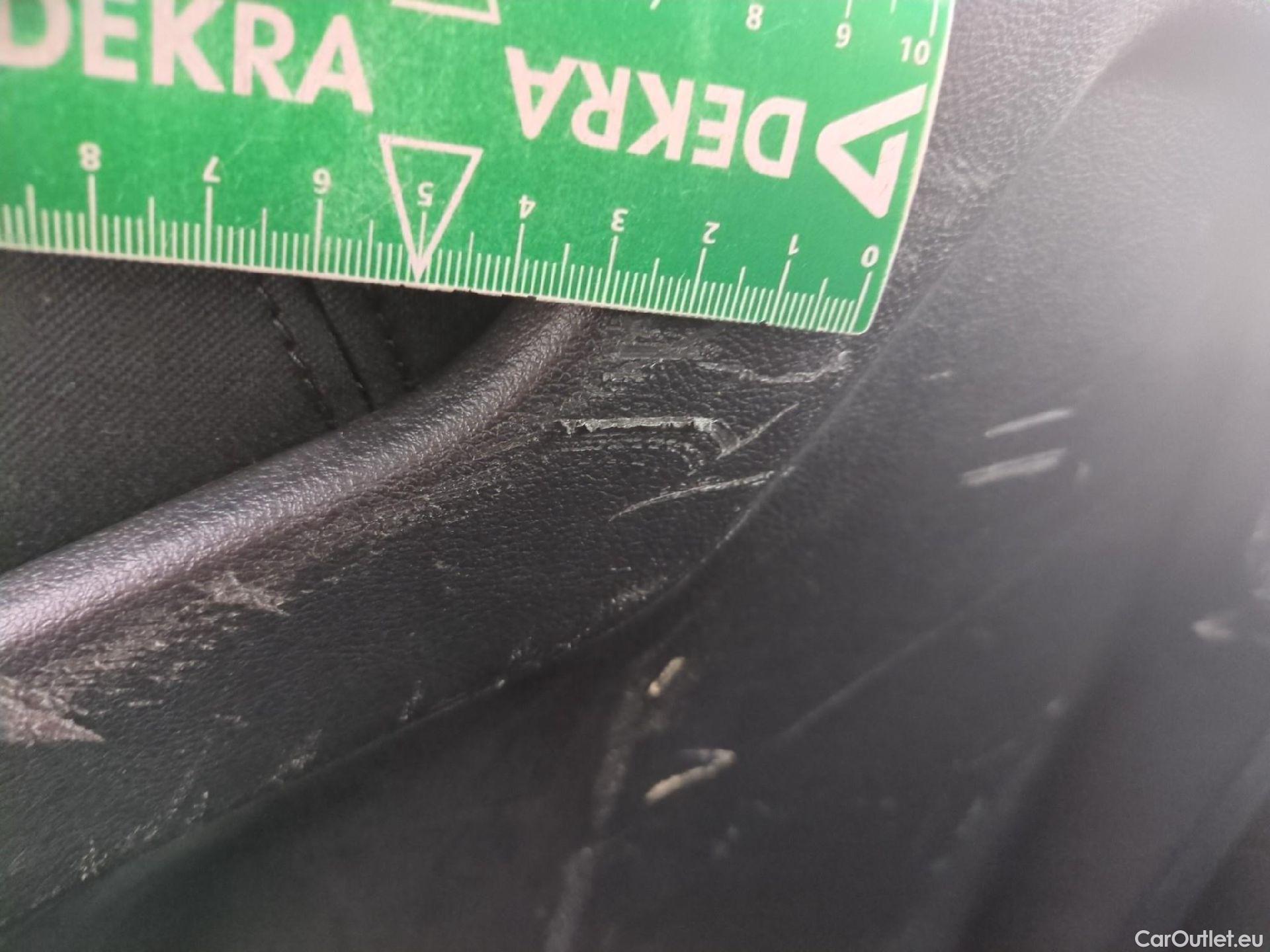  Bmw  Serie 2 BMW  Gran Tourer / 2018 / 5P / monospace 218d Business Design Auto #20