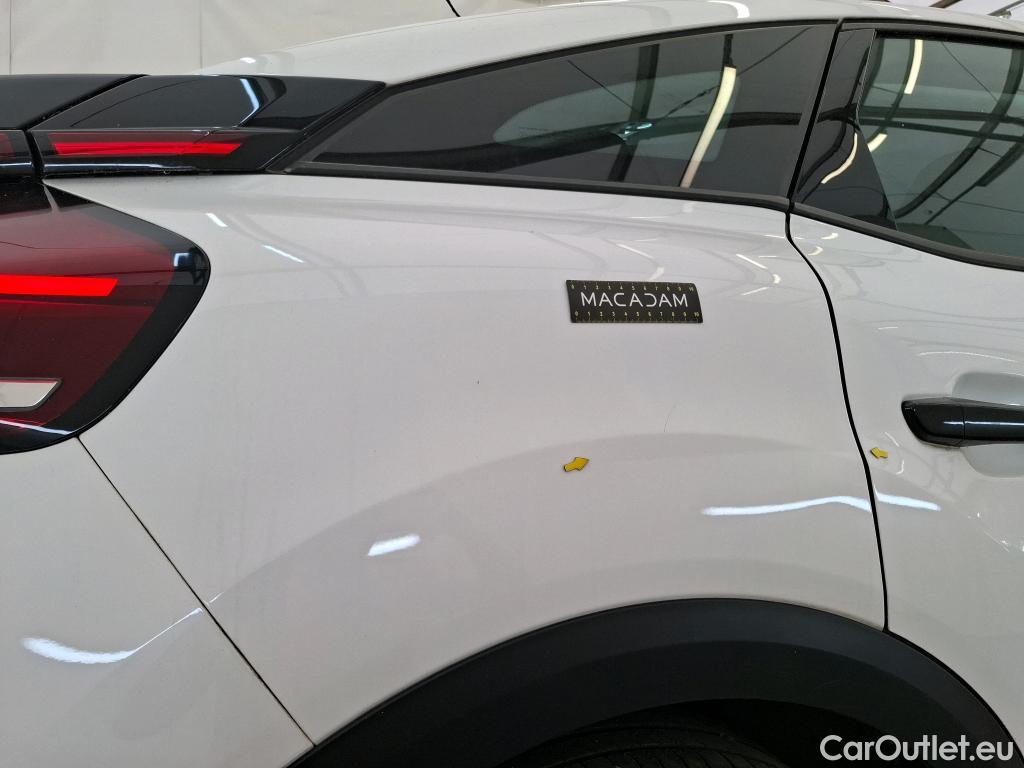  Citroen  C4  Berline Live Pack Business 1.5 BlueHDI 110CV BVM6 E6d #1