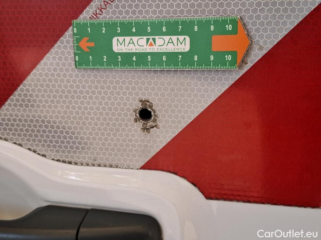  Renault  Trafic RENAULT  / 2019 / 4P / Fourgon tole NV FG GCF L1H1 1200 dCi 120 #17