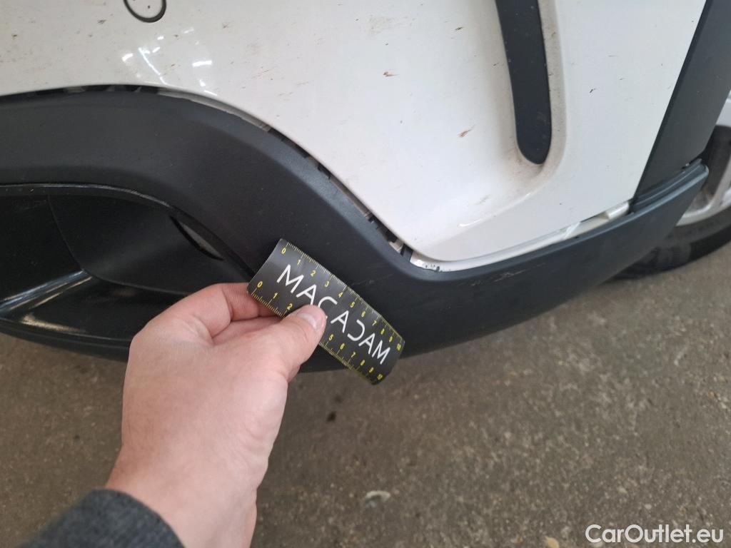  Citroen  C4 Cactus  Feel Business 1.2 PureTech 110CV BVM6 E6dT #29