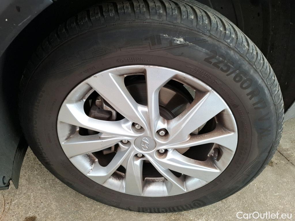  Hyundai  Tucson HYUNDAI  / 2018 / 5P / SUV 1.6 CRDI 115 HYBRID 48V CREATIVE #16