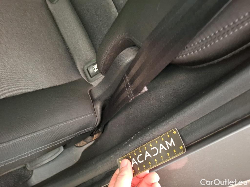  Hyundai  Tucson HYUNDAI  / 2018 / 5P / SUV 1.6 CRDI 115 HYBRID 48V CREATIVE #26