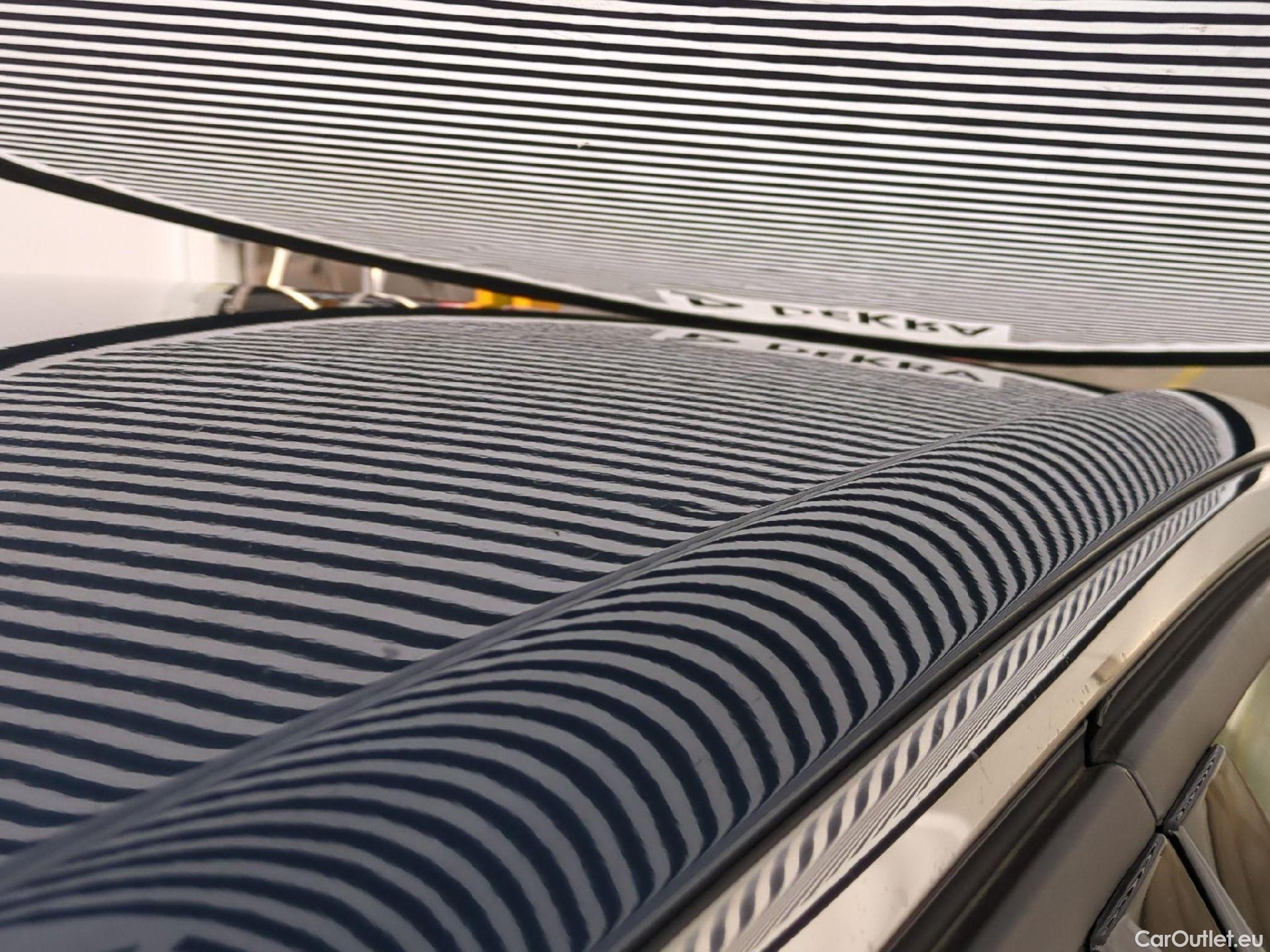  Peugeot  3008  Active Pack 1.5 HDi 130CV BVA8 E6d #15