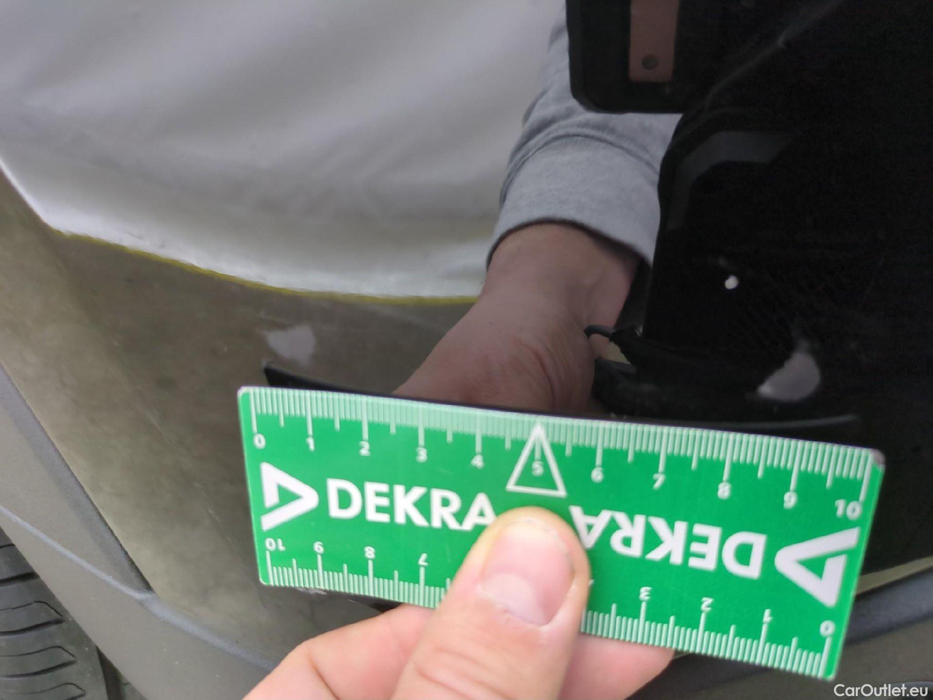  Opel   Grandland X Grandland X Elegance Business 1.5 130CV BVA8 E6d #49