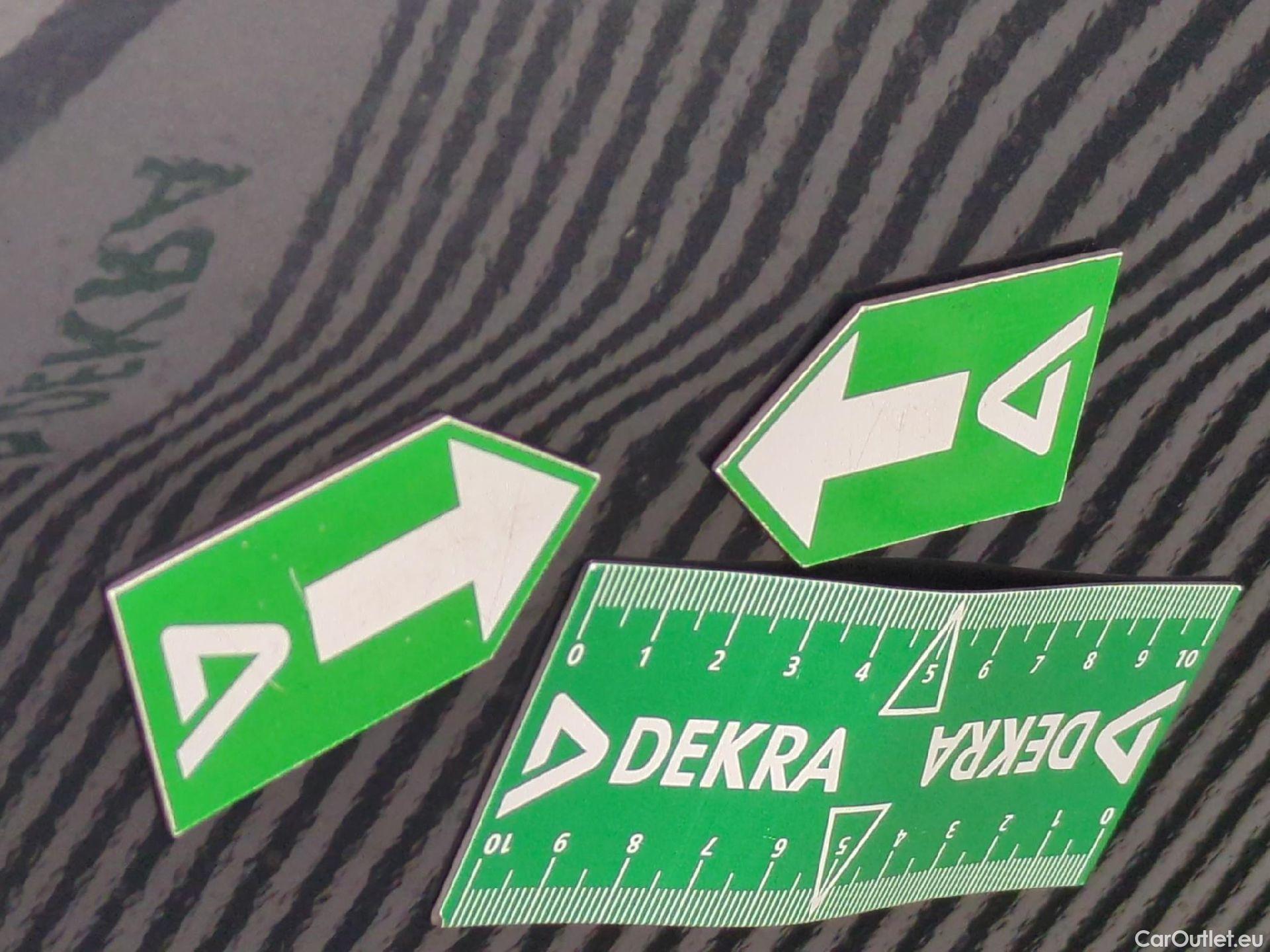  Hyundai  Konna HYUNDAI Kona / 2020 / 5P / SUV 1.0 T-GDI 120 HYBRID 48V BUSINESS #16