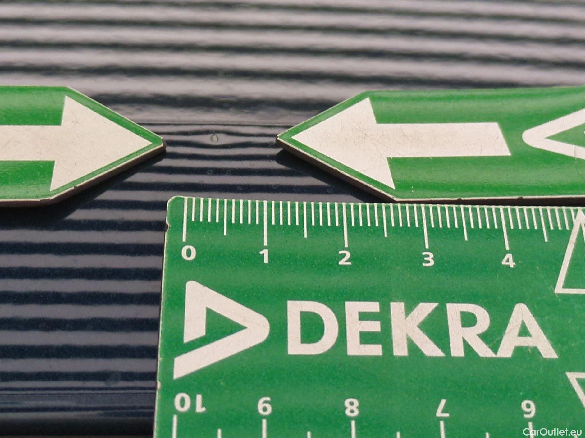  Peugeot  3008  Active Pack 1.5 HDi 130CV BVA8 E6d #29