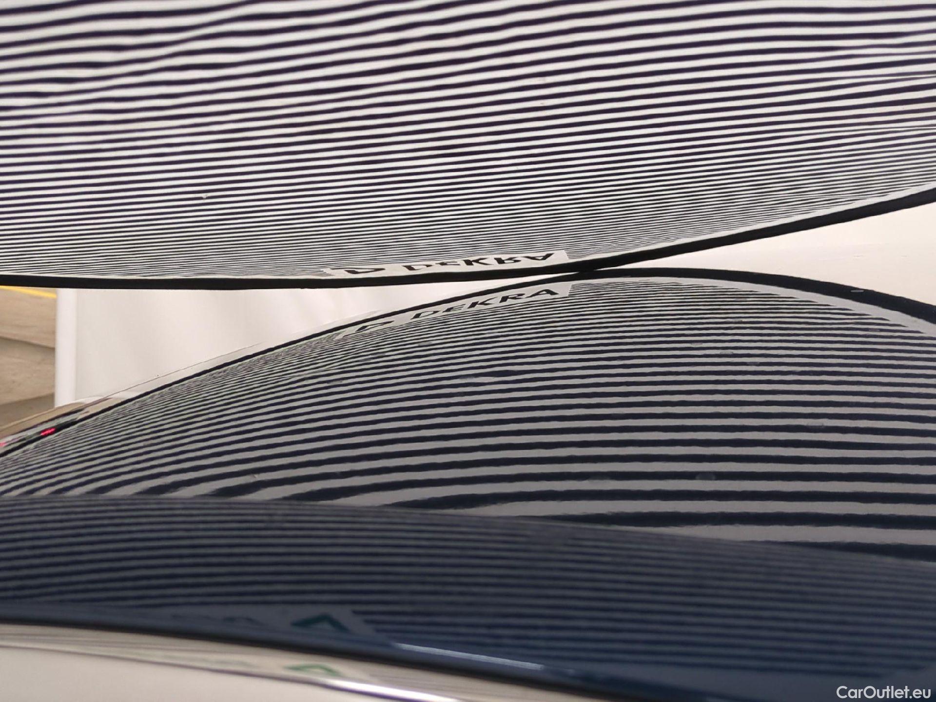  Peugeot  3008  Active Pack 1.5 HDi 130CV BVA8 E6d #16