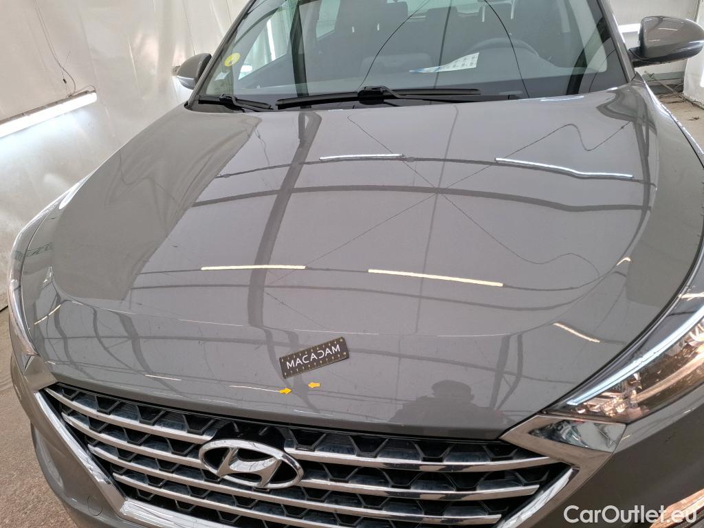  Hyundai  Tucson HYUNDAI  / 2018 / 5P / SUV 1.6 CRDI 115 HYBRID 48V CREATIVE #57