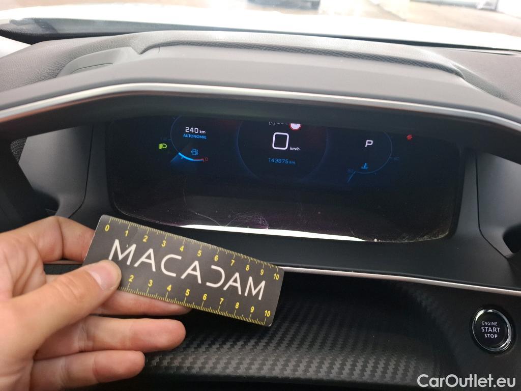  Peugeot  2008  Allure Pack 1.5 HDi 130CV BVA8 E6d #16