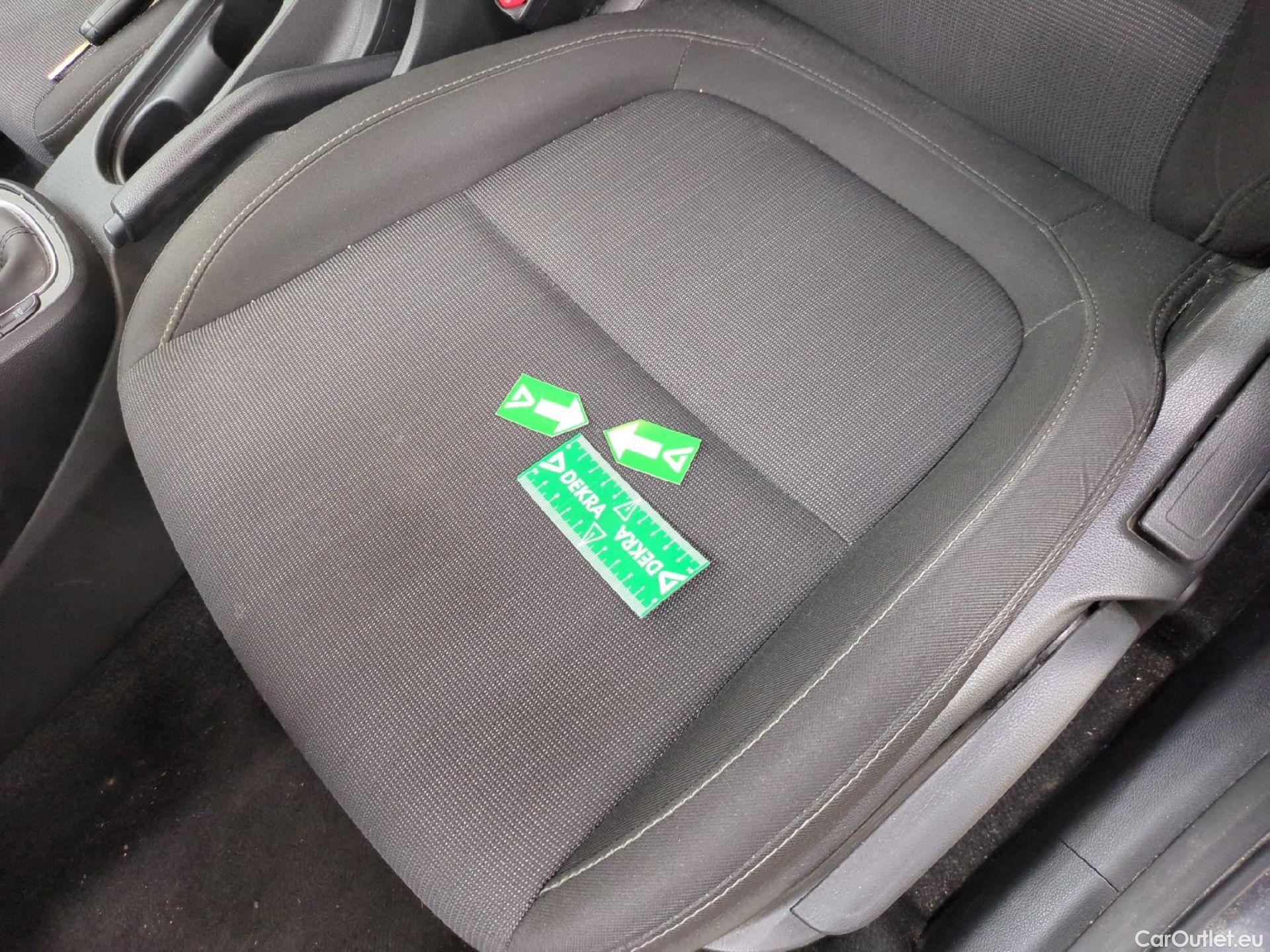  Hyundai  Konna HYUNDAI Kona / 2020 / 5P / SUV 1.0 T-GDI 120 HYBRID 48V BUSINESS #10