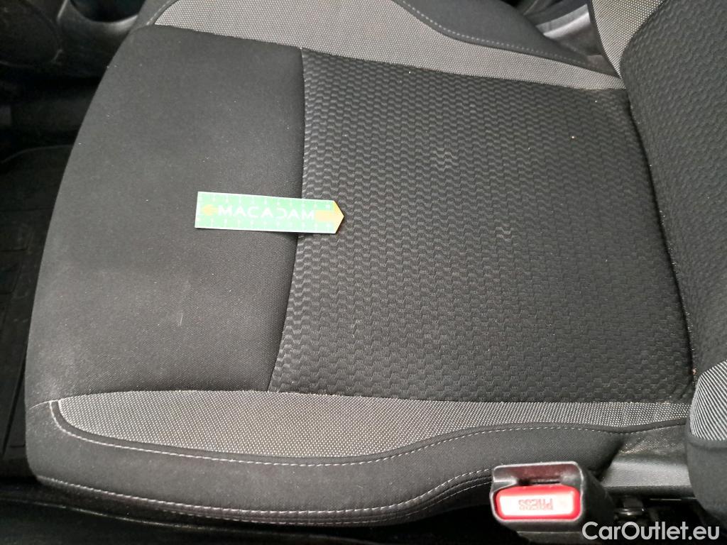  Nissan  Qashqai NISSAN  / 2017 / 5P / Crossover 1.5 DCI 115 Business Edition #17