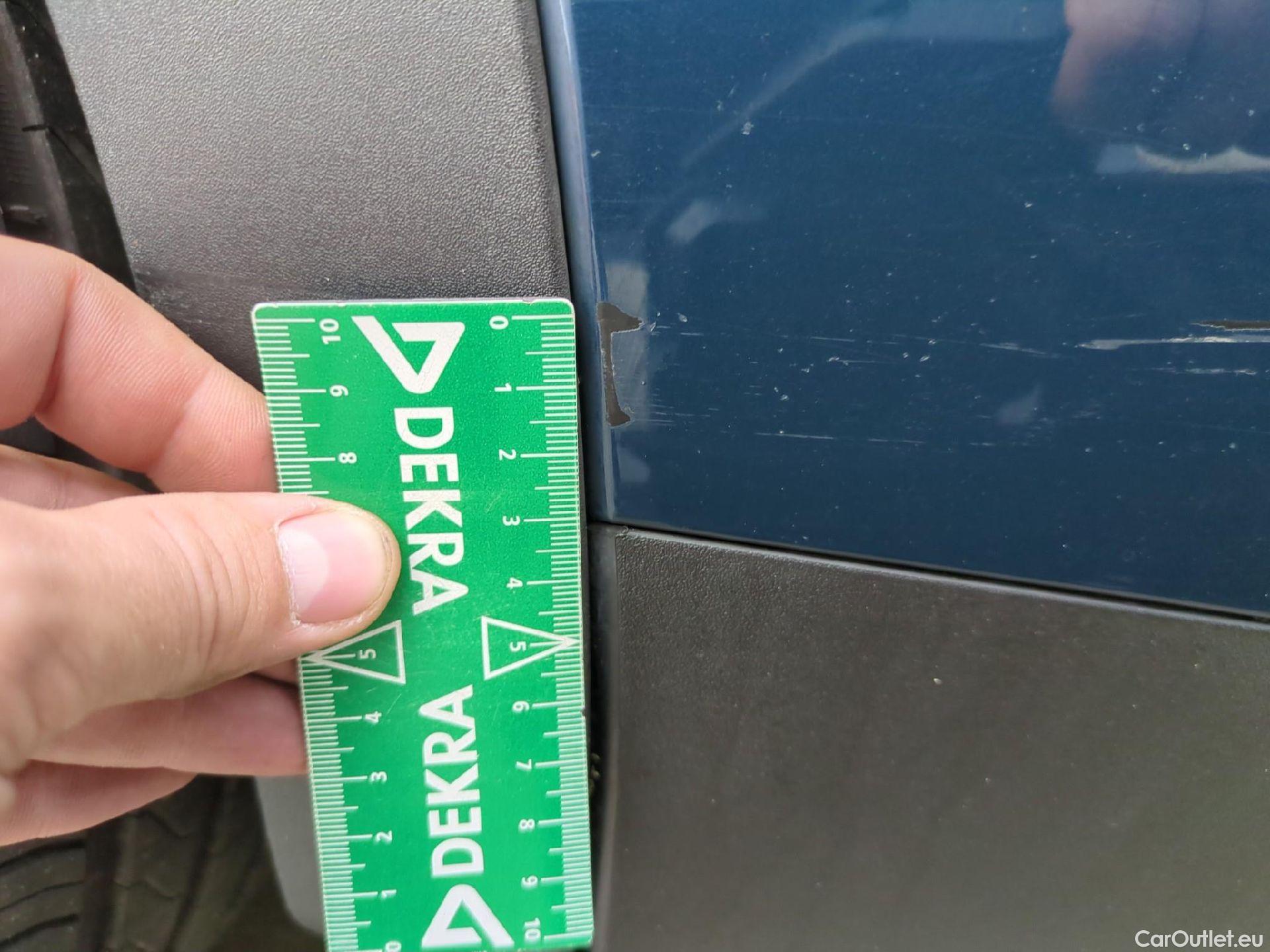  Peugeot  3008  Active Pack 1.5 HDi 130CV BVA8 E6d #22