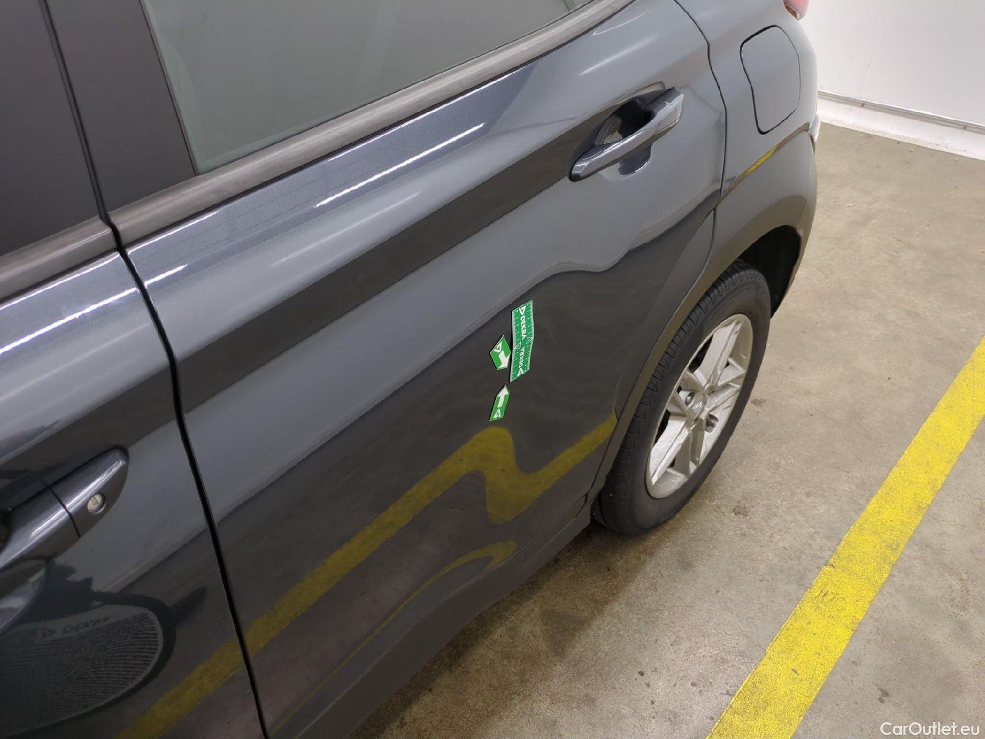  Hyundai  Konna HYUNDAI Kona / 2020 / 5P / SUV 1.0 T-GDI 120 HYBRID 48V BUSINESS #27