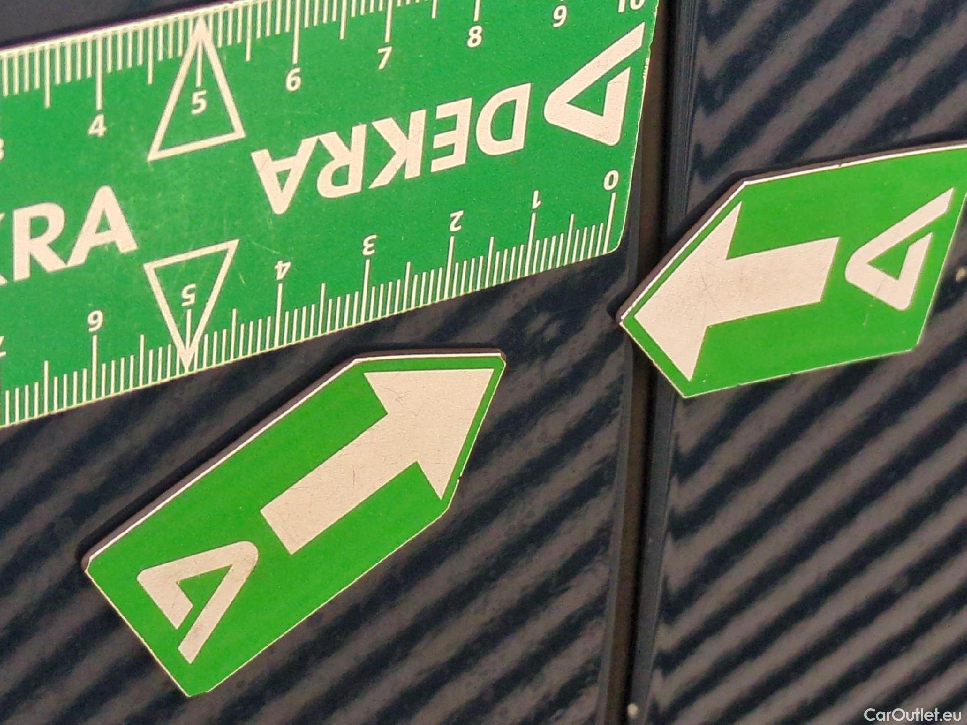  Peugeot  3008  Active Pack 1.5 HDi 130CV BVA8 E6d #13